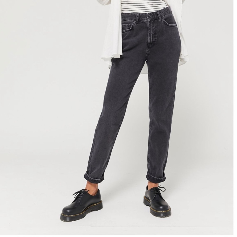 BDG High Waisted Mom Jean